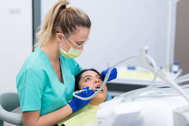 Best Emergency Tooth Extraction in Edwardsville, KS